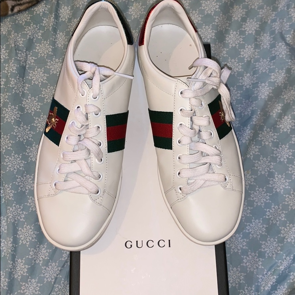 Gucci Bee sneakers